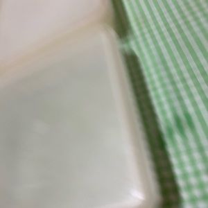 Tupperware Kitchen - TUPPERWARE SQUARE SNACK KEEPER Tupperware Kitchen - TUPPERWARE SQUARE SNACK KEEPER